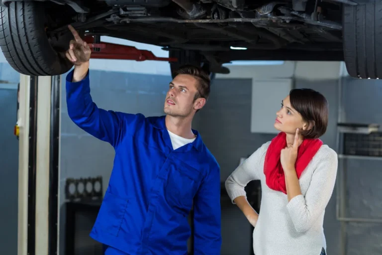 Ajustes electrónicos para vehículos en el taller automotriz Rollano e Hijos de Buin