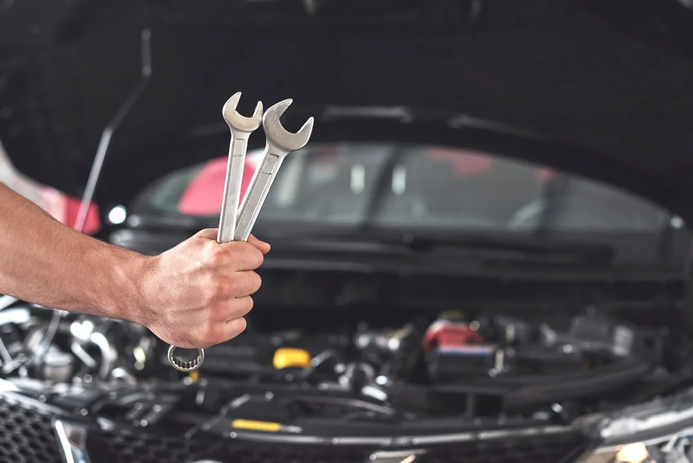 Cotización de repuestos para vehículos en el taller automotriz Rollano e Hijos de Buin