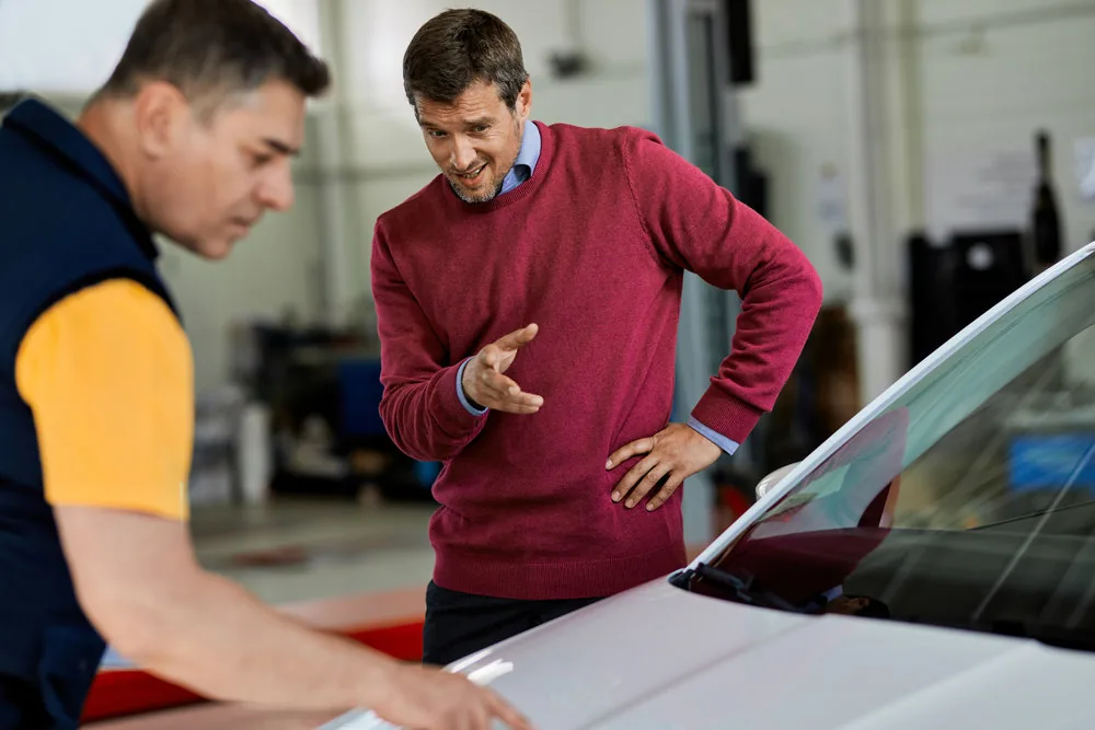 Revisión pre compra para vehículos en el taller automotriz Rollano e Hijos de Buin